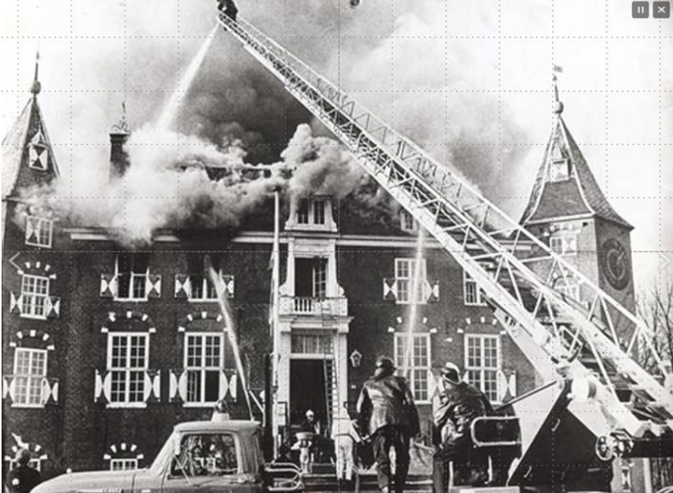 Brand in kasteel Nederhorst in 1971