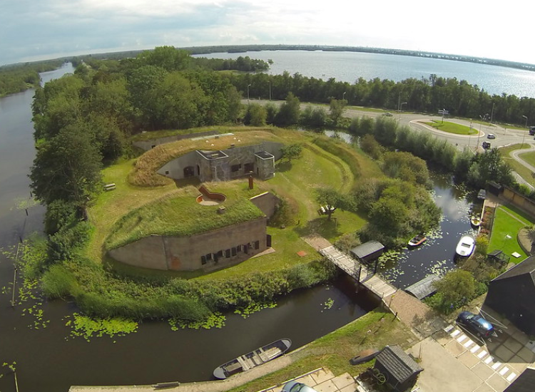 Luchtfoto van Fort Kijkuit