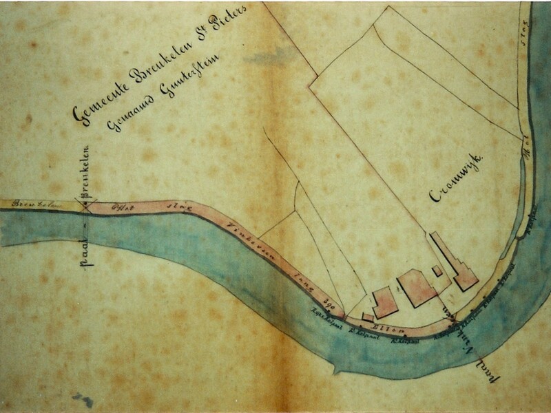 Situatie Teekening van een gedeelte van den Vechtdijk, zijnde de Slagen Vinkeveen en Abcoude, 26 februari 1855. (detail schetskaart, particulier bezit). Dit detail toont de Vechtoever ter weerszijde van Cromwijck. Het Slag Vinkeveen – lang 390 Ellen (ca. 270 m) – wordt aan de noordzijde begrensd door de paal Breukelen (Afb. 2). De paal Vinkeveen staat op de gemeentegrens met Maarssen. In de bocht van Cromwijck staan ook verschillende rolpalen aangegeven.
