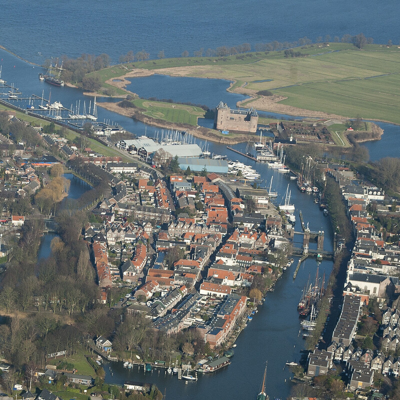 De zeesluizen bij Muiden.