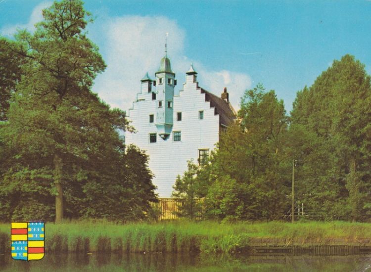 Oudaen met houten voorgevel, Coll.Beelaerts van Blokland