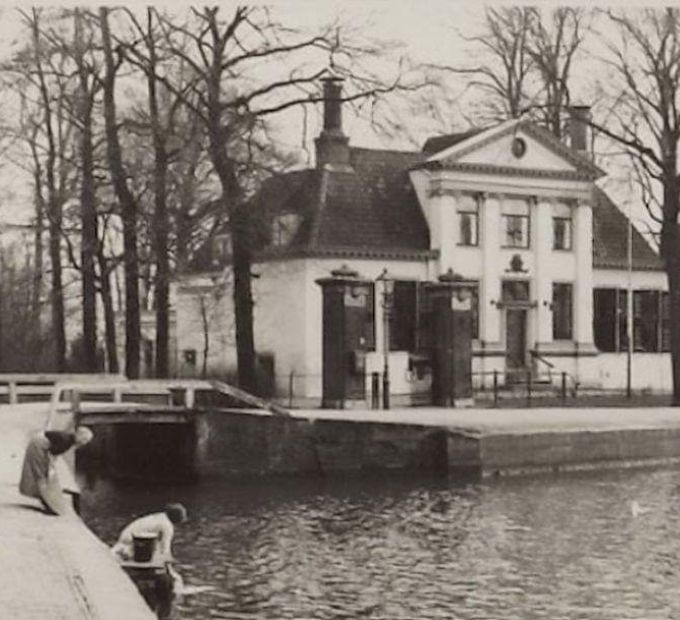 Huis ten Bosch rond 1920.