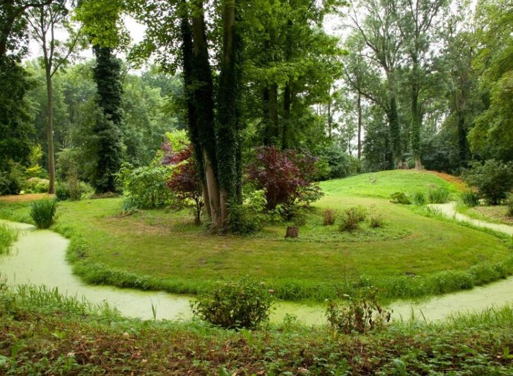 Het landschapspark kasteel Loenersloot is openbaar toegankelijk